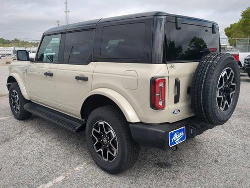 Beige 2026 Ford Bronco Outer Banks