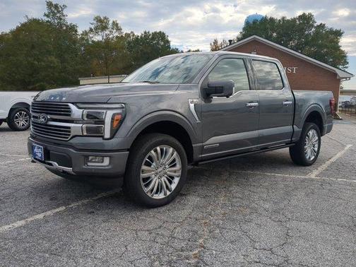 2025 Ford F-150 Platinum