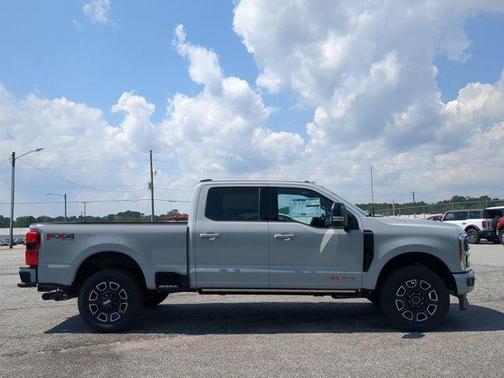 2026 Ford F-250 Platinum