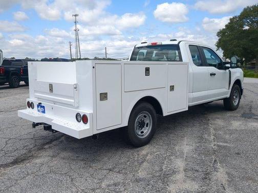 2025 Ford F-250 XL