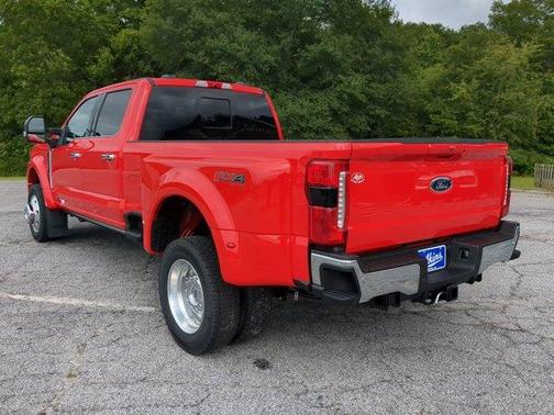 2025 Ford F-450 Lariat