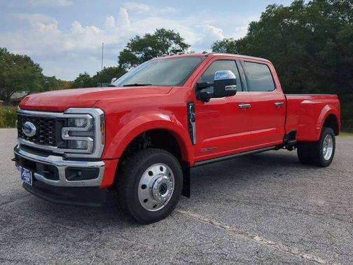 2025 Ford F-450 Lariat
