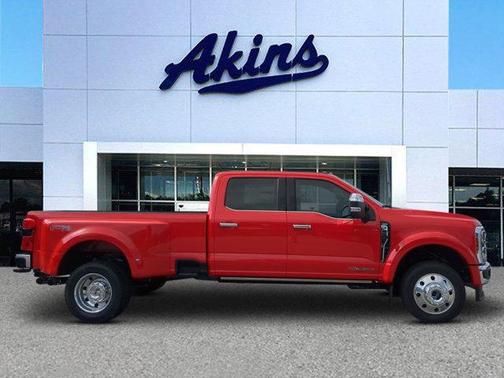 2025 Ford F-450 Lariat