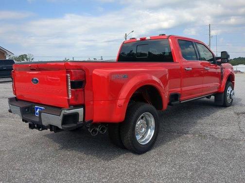 2025 Ford F-450 Lariat
