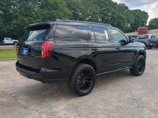 Agate Black 2026 Ford Expedition Platinum