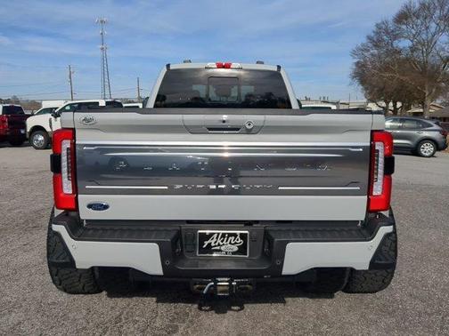 2025 Ford F-450 Platinum