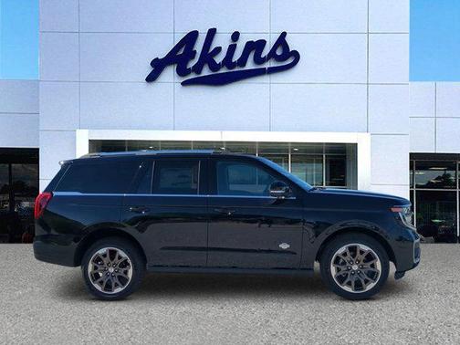 Agate Black 2026 Ford Expedition King Ranch