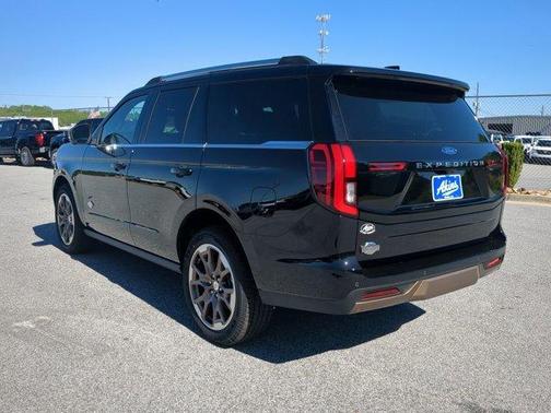 Agate Black 2026 Ford Expedition King Ranch