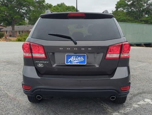 Granite Pearlcoat 2019 Dodge Journey SE