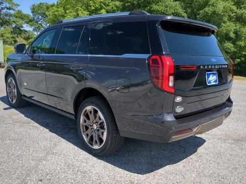 Dark Matter Gray Metallic 2026 Ford Expedition King Ranch