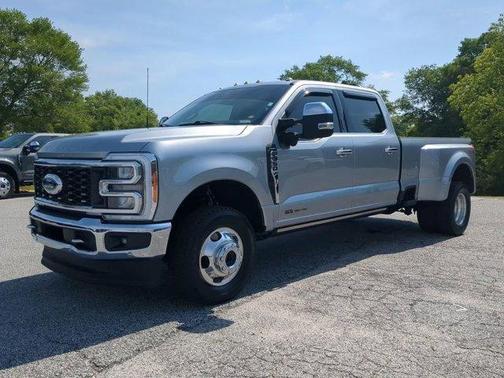 2023 Ford F-350 Lariat Super Duty