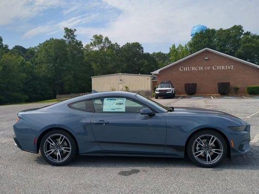 2025 Ford Mustang EcoBoost