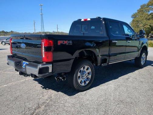 2026 Ford F-350 Lariat Super Duty