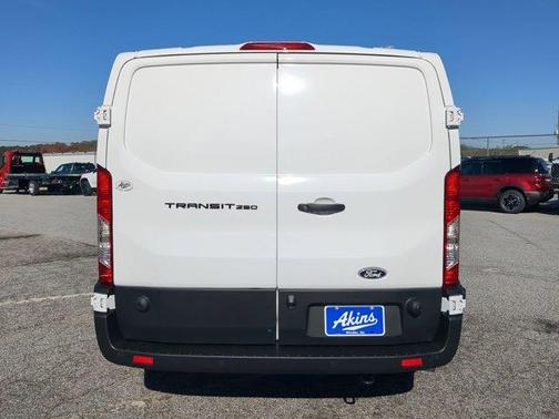 2026 Ford Transit-250 XL
