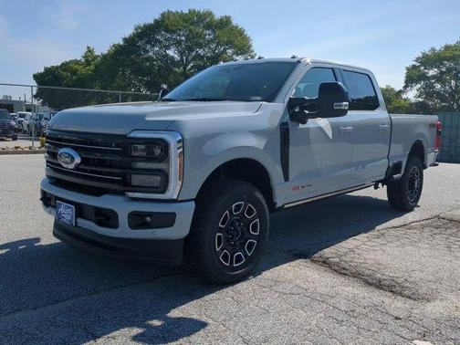 2025 Ford F-350 Platinum