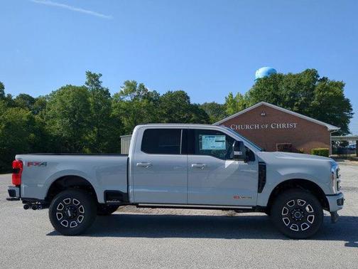 2025 Ford F-350 Platinum