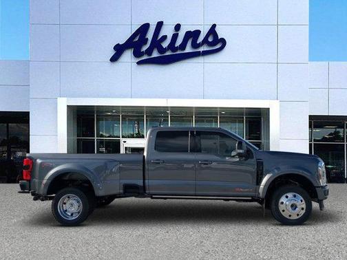 2026 Ford F-450 Platinum