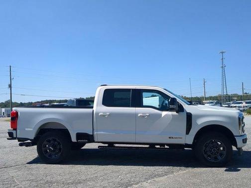 2024 Ford F-350 Lariat Super Duty