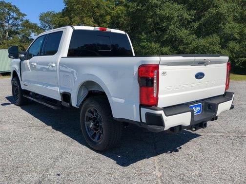 2024 Ford F-350 Lariat Super Duty