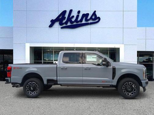 2025 Ford F-350 Platinum