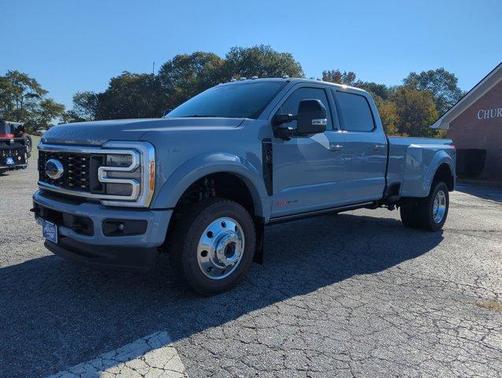 2025 Ford F-450 Platinum