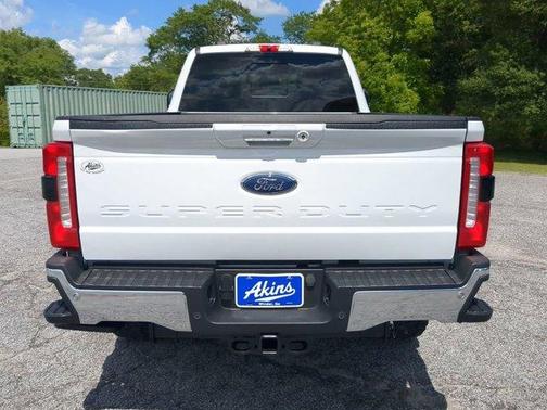 2024 Ford F-350 Lariat Super Duty