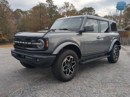 2024 Ford Bronco Outer Banks