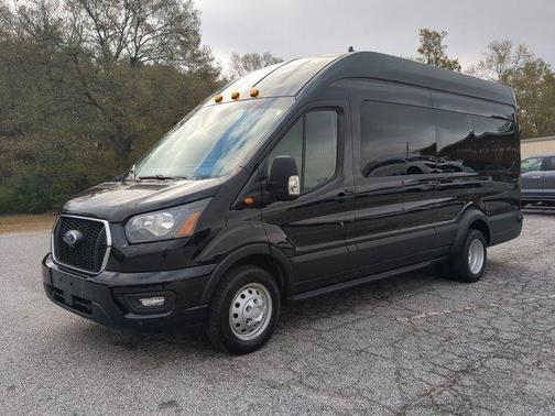 2024 Ford Transit-350 XLT