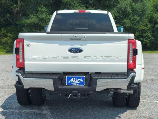 2025 Ford F-450 Lariat