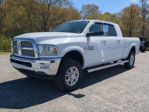 Bright White Clearcoat 2016 RAM 2500 Laramie
