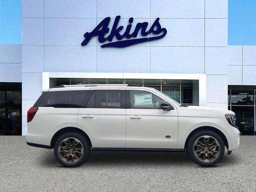 2025 Ford Expedition King Ranch