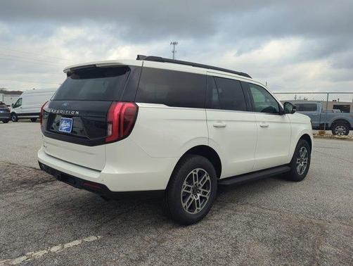 2026 Ford Expedition Active