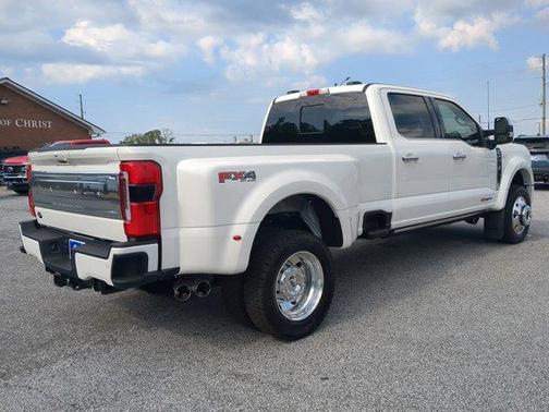 2025 Ford F-450 Platinum