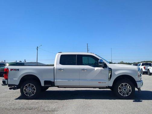 2026 Ford F-250 Platinum
