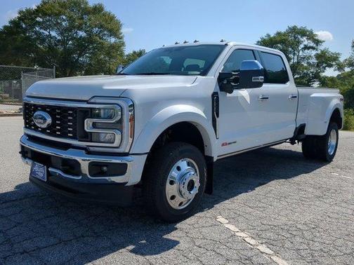 2025 Ford F-450 Lariat