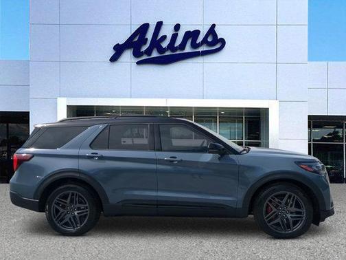 Vapor Blue Metallic 2025 Ford Explorer ST