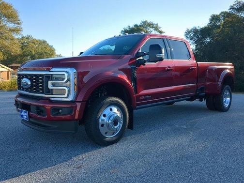 2025 Ford F-450 Platinum