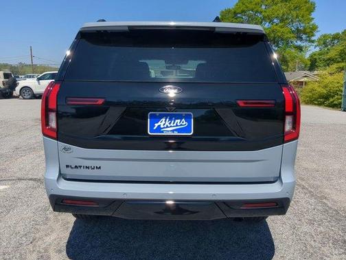 Glacier Gray Metallic 2026 Ford Expedition Platinum