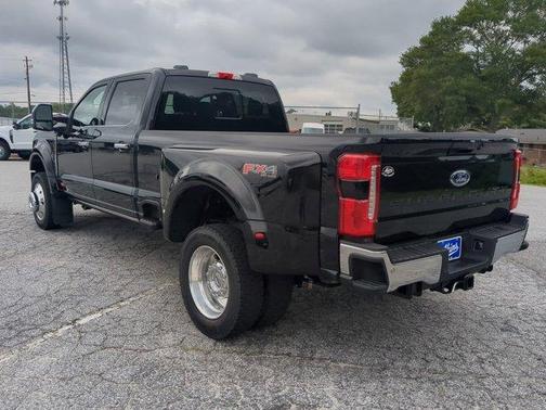 2025 Ford F-450 Lariat