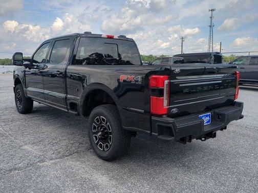 2025 Ford F-350 Platinum
