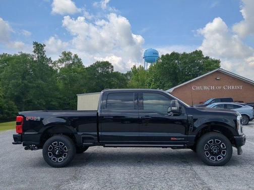 2025 Ford F-350 Platinum