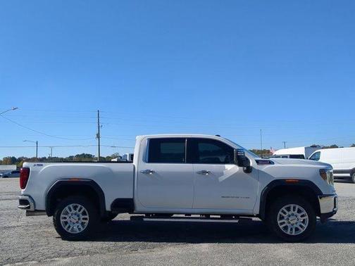 2022 GMC Sierra 2500 SLT