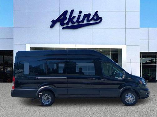 2025 Ford Transit-350 XLT