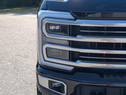 2026 Ford F-250 Platinum