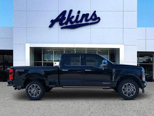 2026 Ford F-250 Platinum