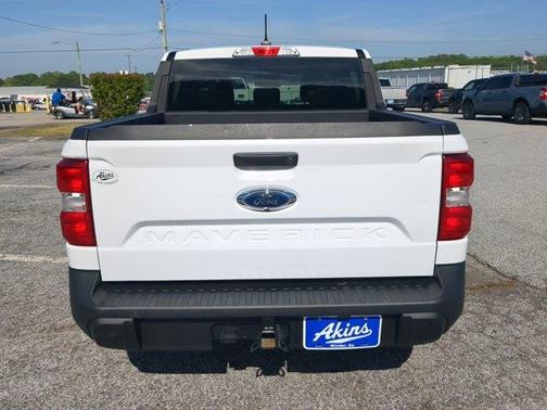Oxford White 2024 Ford Maverick XL