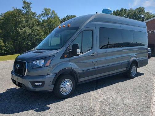 2025 Ford Transit-350 XLT