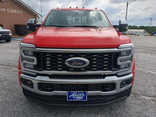 2025 Ford F-450 Lariat