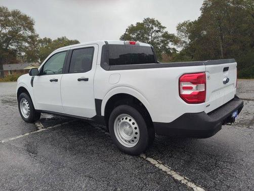 2024 Ford Maverick XL