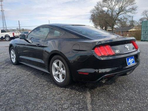 2016 Ford Mustang V6